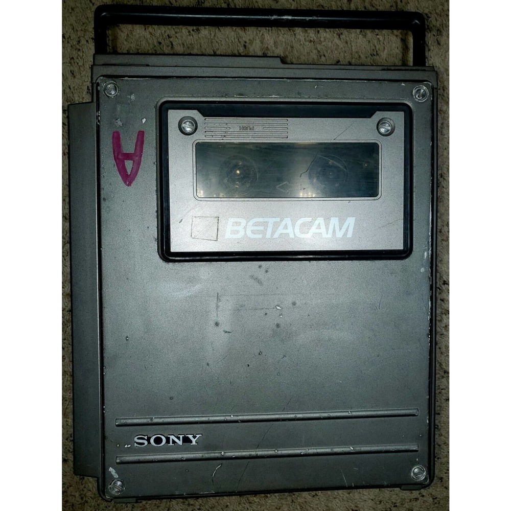 Sony BVW-35 Portable BetaCam SP Video Recorder/Player + 2-DC Adapters 1986 As Is